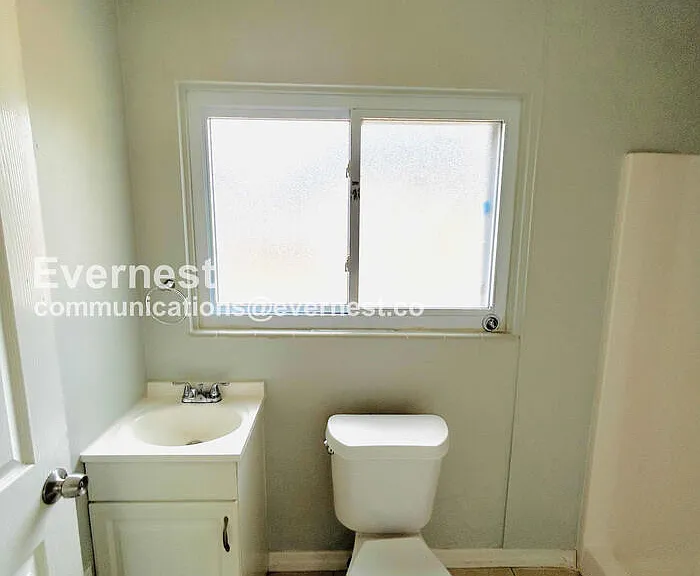 3019 W Meadow St — Photo 16