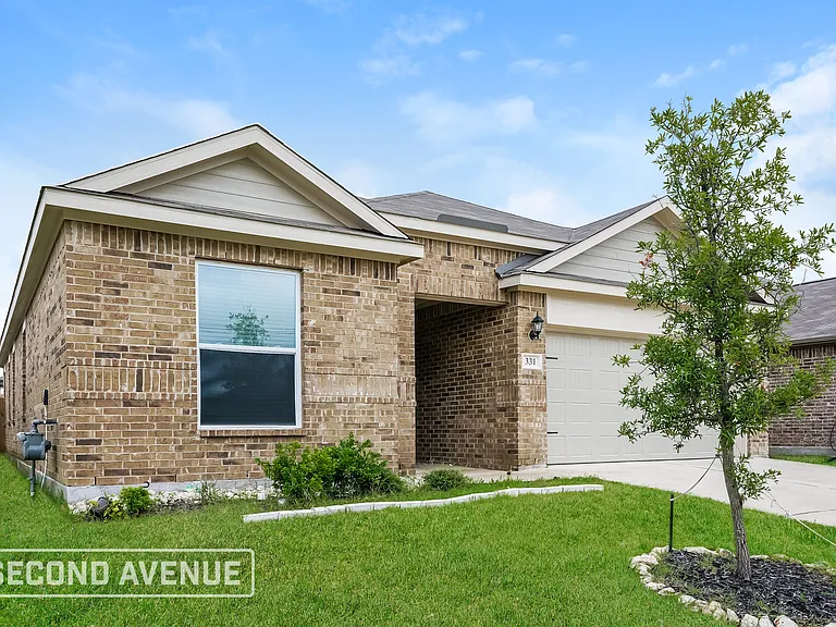 331 Condie Russell Ave — Photo 2