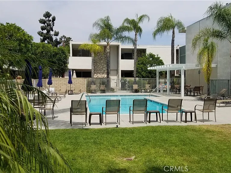 4279 W Sarah St — Photo 34