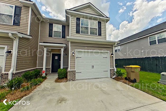 1st image of 815 Ferguson Ln