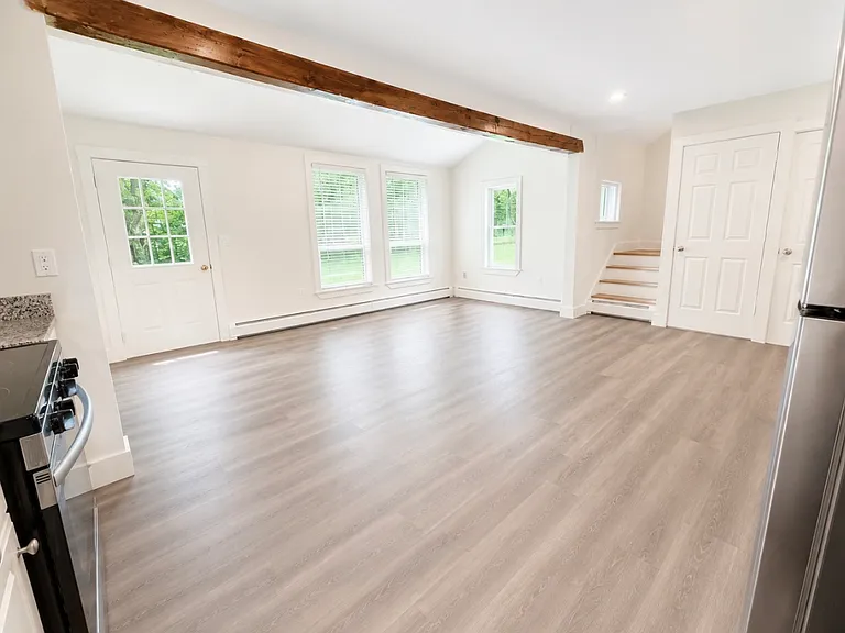 31 Park St #4 — Photo 2