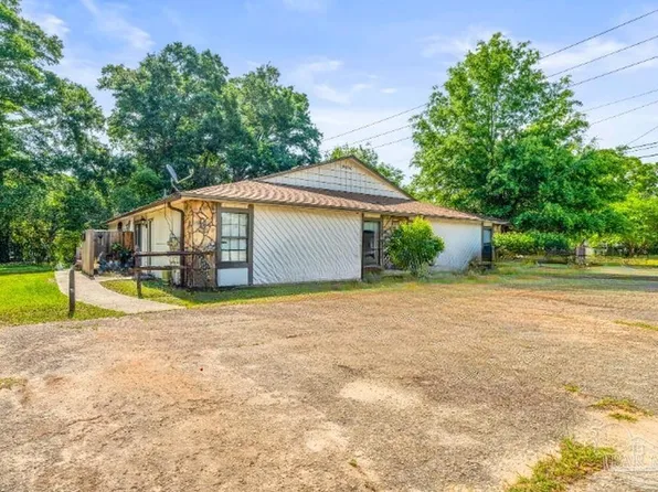 6839 Tiki Ln, Pensacola, FL 32503