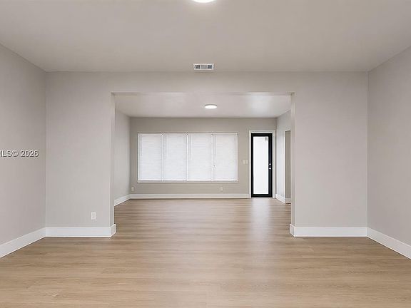 3rd image of 101 W 11th St Unit 8