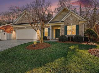 126 Heritage Hill Dr, Jamestown, NC 27282