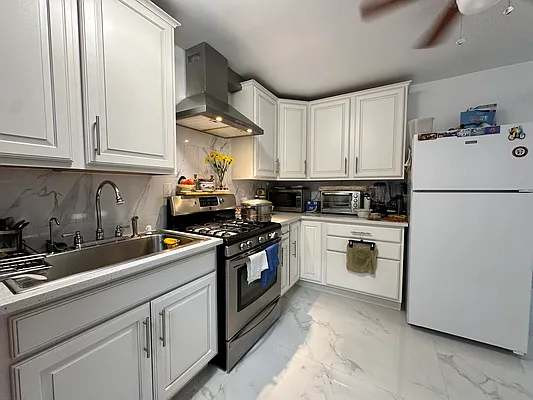 Rented by Corcoran | media 9