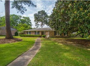 2750 S Barksdale Dr, Mobile, AL 36606