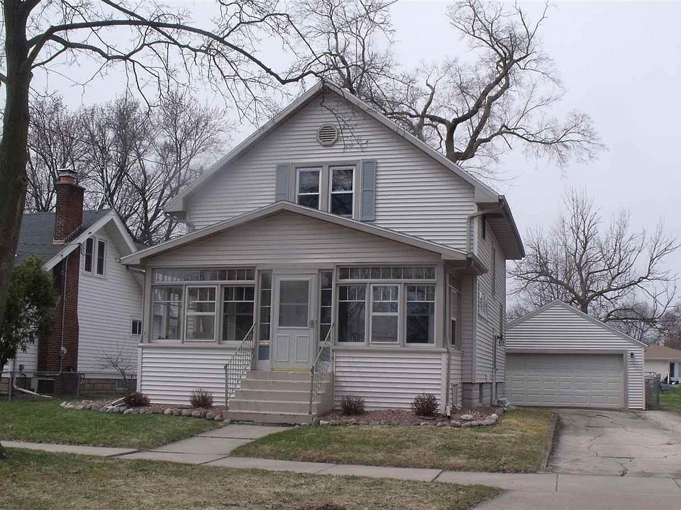 Welcome to 1711 N. Appleton St.