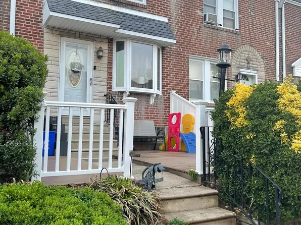 5926 Crystal St, Philadelphia, PA 19120