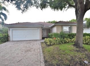 4965 SW 34th Ter, Fort Lauderdale, FL 33312