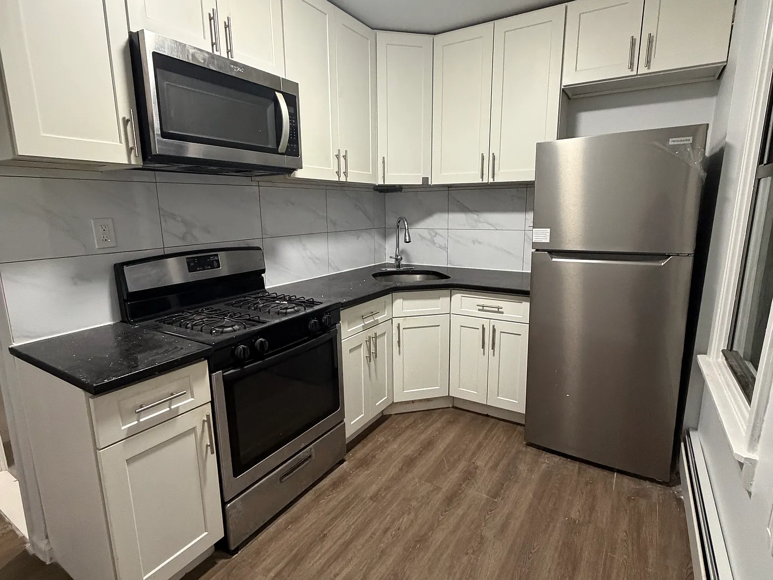 2 bed, $2,997 — Photo 2