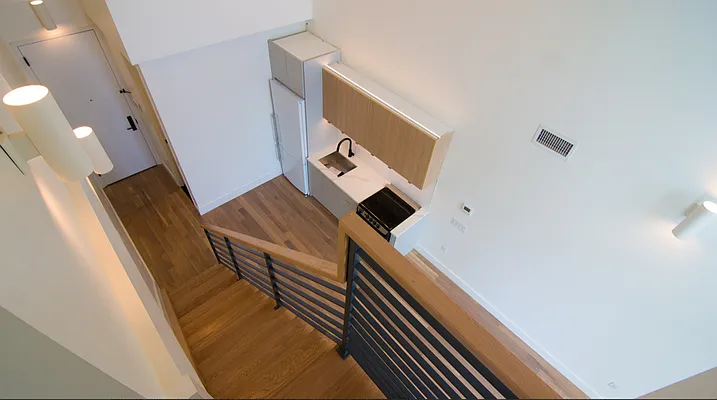 Rented by EXR | media 2