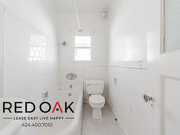 4th image of 1740 N Gramercy Pl #204