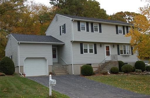1st image of 23 Hodgkins Dr