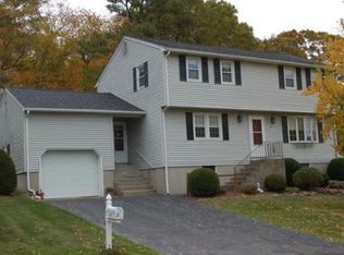23 Hodgkins Dr, Ipswich, MA 01938