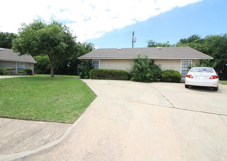 1st image of 1209 Parkwood Ct