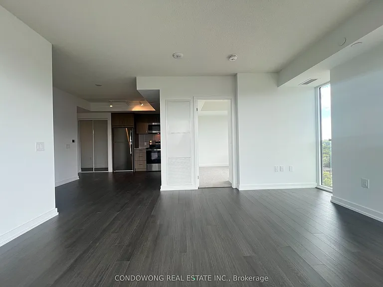 4010 Eglinton Ave W #1002 — Photo 4