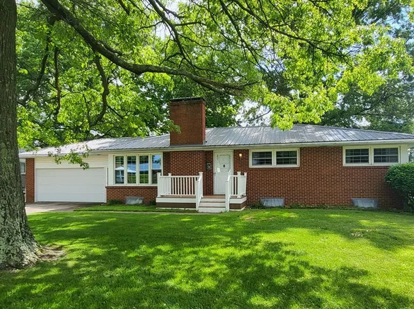 1347 Sharon Rd, Mansfield, OH 44907