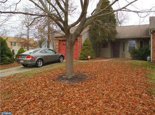 44 Hathaway Dr, Sicklerville, NJ 08081