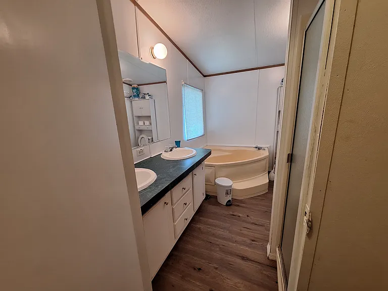 18500 Pine Dr — Photo 10