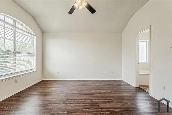7702 Harbor Dr — Photo 17