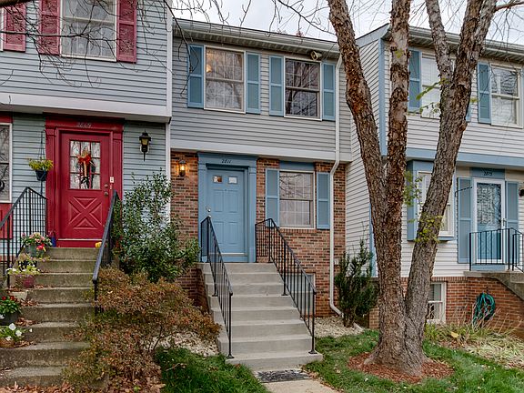 2nd image of 2811 Middleboro Dr