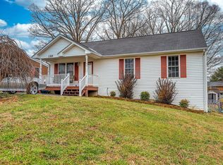 1319 Graybill Rd NW, Roanoke, VA 24017