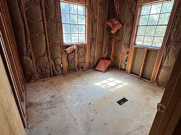 5th image of 4427 Charlie Cade Rd