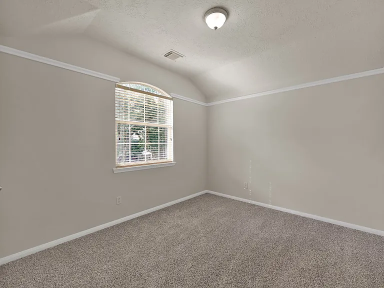 1443 Meadowhigh Ln — Photo 35