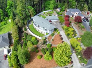 860 Holbeck Dr, Camano Island, WA 98282
