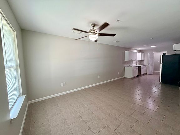 4th image of 13222 Wisconsin St