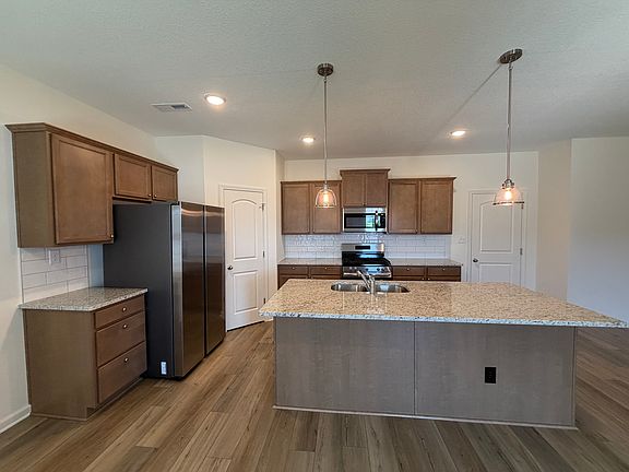 3rd image of 12342 Sweet Maple Ln