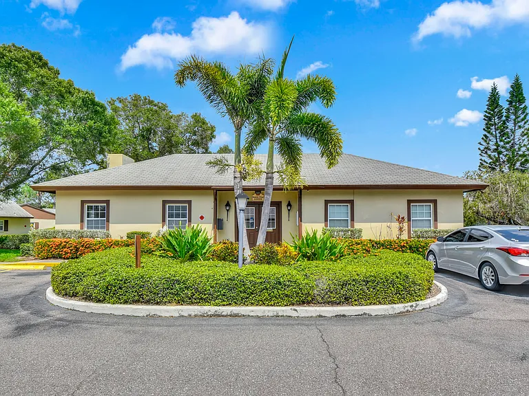 4215 E Bay Dr #1805E — Photo 41