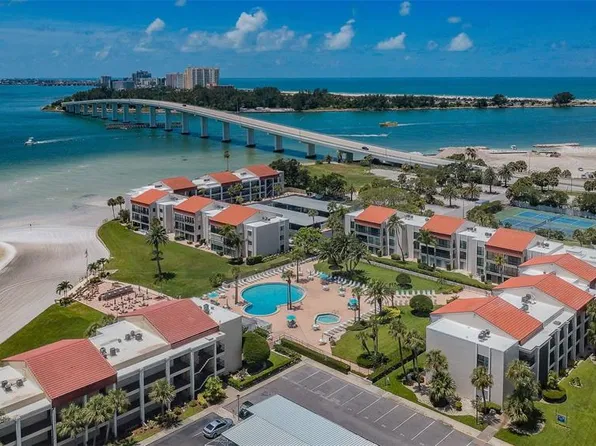 865 S Gulfview Blvd APT 202, Clearwater, FL 33767