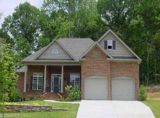 1003 Muirfield Ln, Clemmons, NC 27012