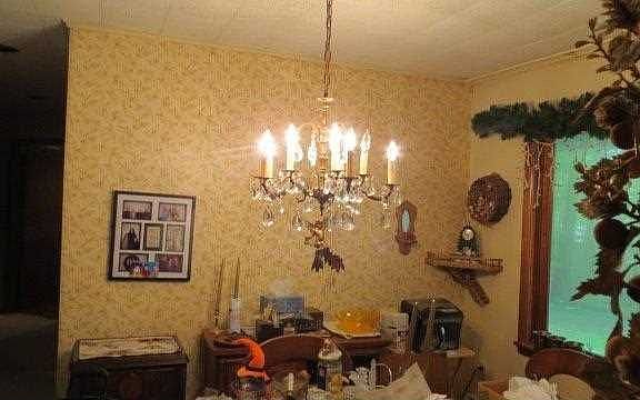 4th image of 707 W College Ave