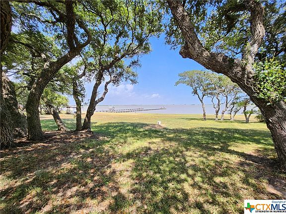 3rd image of 2394 W Bayshore Dr