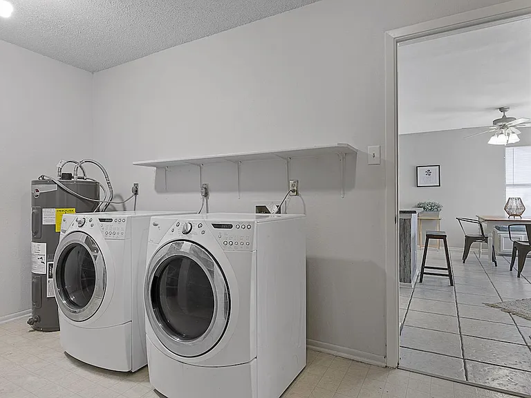 14102 N Hills Village Dr — Photo 19