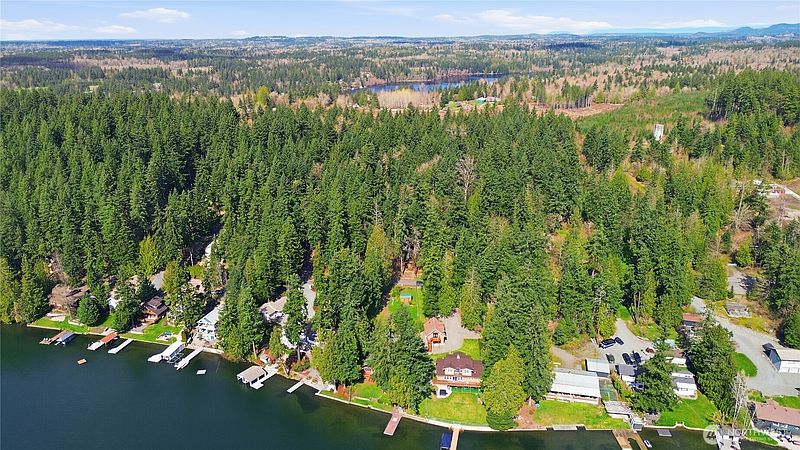 4th image of 0 Clear Lake Road N