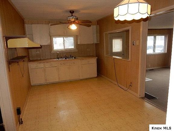 3rd image of 307 Arch Ave