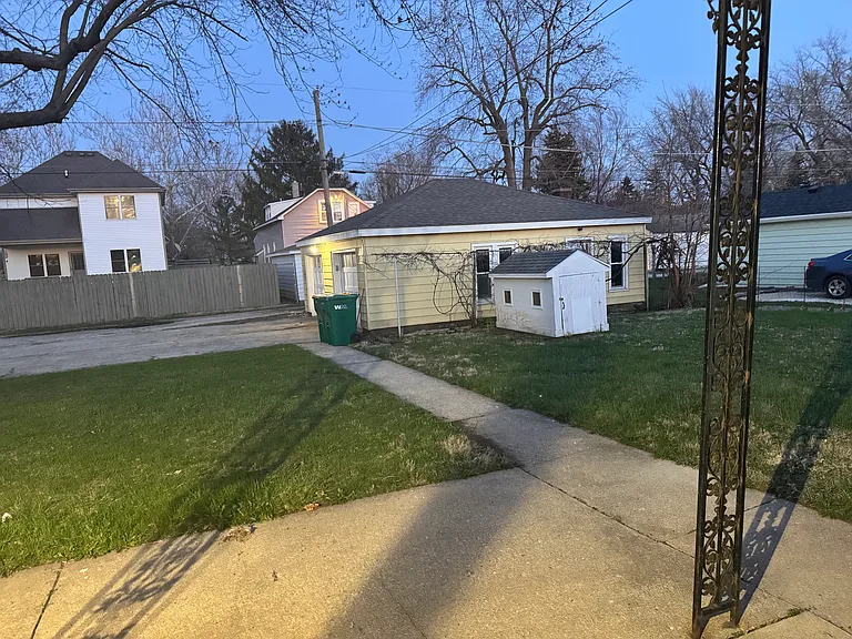 502 Peale St — Photo 17