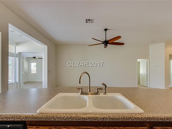 5th image of 3418 Mendocino Forest St