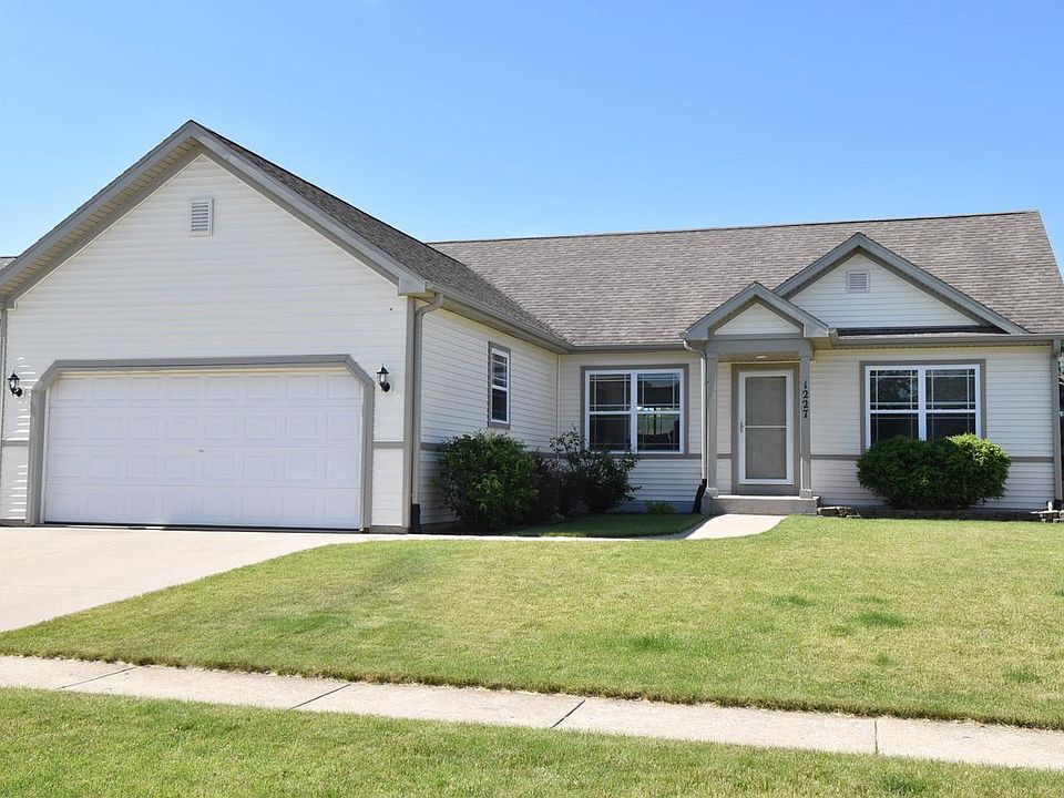 1st image of 1227 East Pinecrest LANE