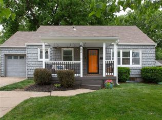 5416 W 50th St, Roeland Park, KS 66205