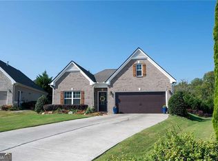 205 Willowbrook Dr, Calhoun, GA 30701