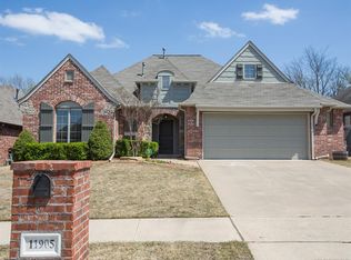 11905 S Nandina St, Jenks, OK 74037