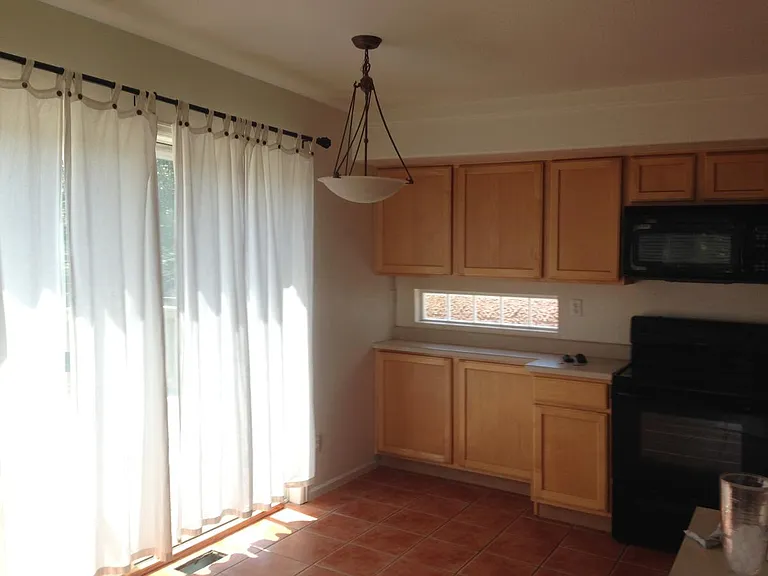 Open Kitchen