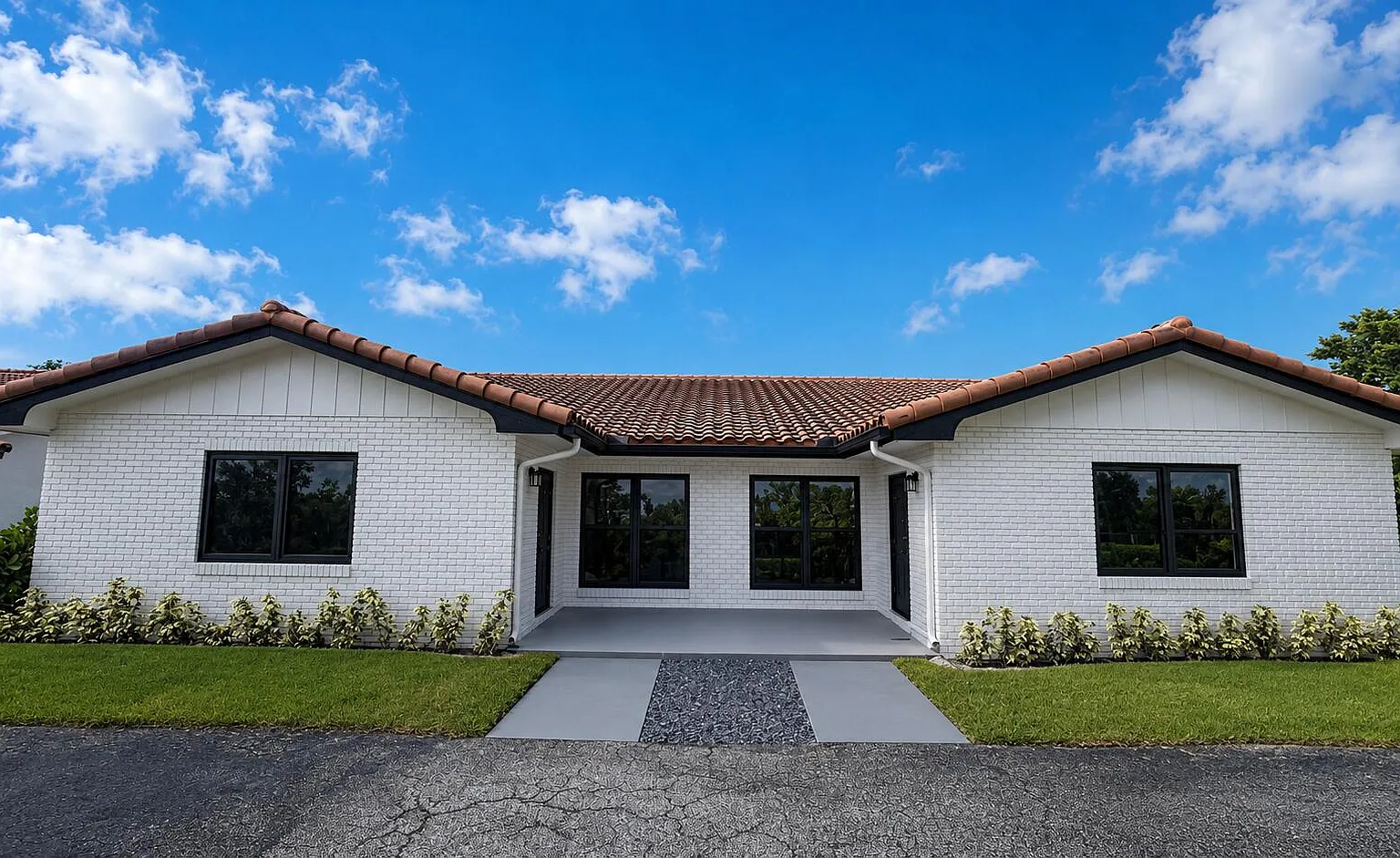 3 bed, 2.0 bath, 1400 sqft, $3,499 — Photo 1