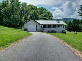 219 Smokeford Rd, Murphy, NC 28906