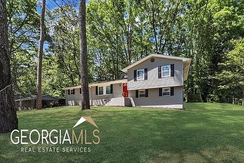 1st image of 468 White Oak Dr SW