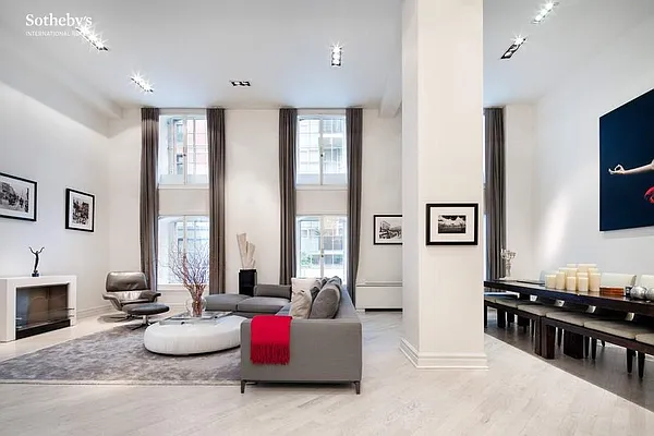 Sold by Sotheby's International Realty | media 1
